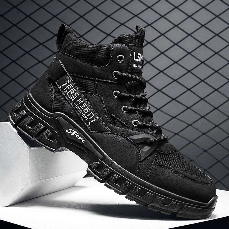 Hiking Boots: Martin