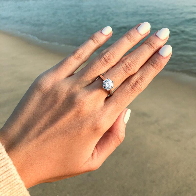 Luxury Moissanite Engagement Ring - Homestore Bargains