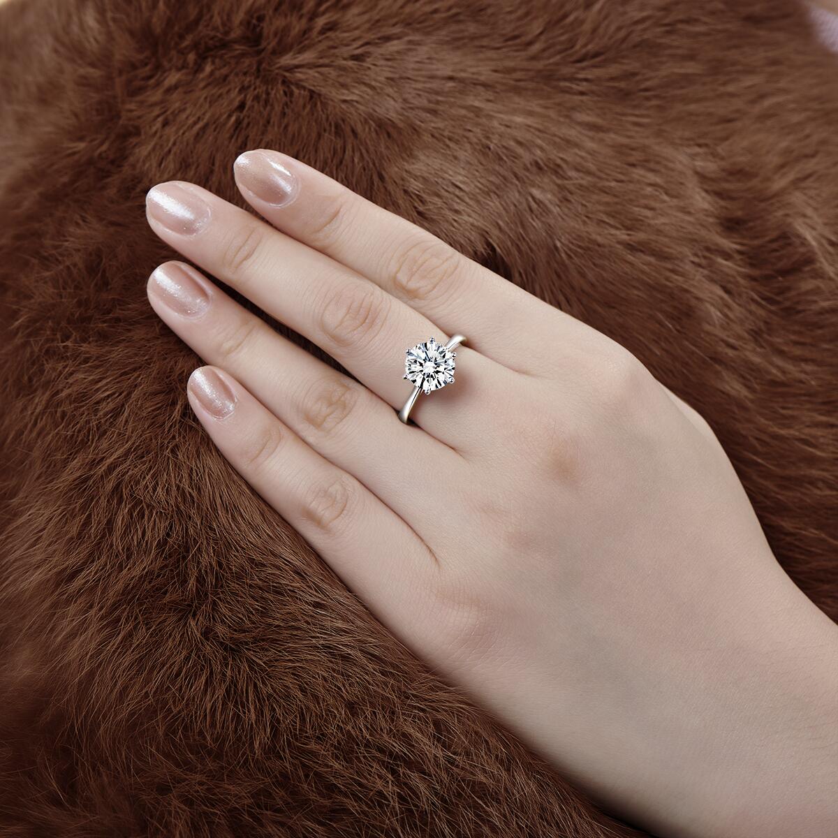 Luxury Moissanite Engagement Ring - Homestore Bargains