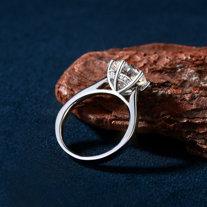Luxury Moissanite Engagement Ring - Homestore Bargains